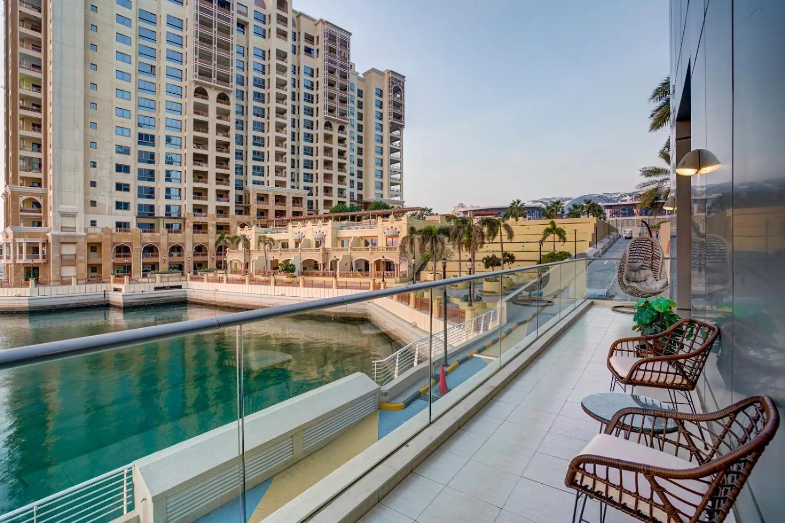 Oceana Atlantic Seaside Apt Dubai Apartment